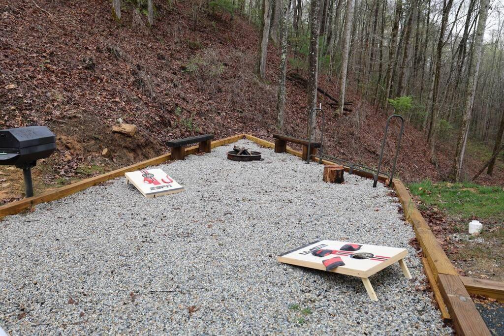 Rustic Modern Cabin With Hot Tub Near Rafting And Great Smokey Mountains Bryson City Zewnętrze zdjęcie