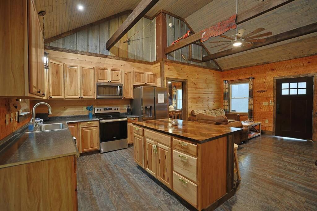 Rustic Modern Cabin With Hot Tub Near Rafting And Great Smokey Mountains Bryson City Zewnętrze zdjęcie