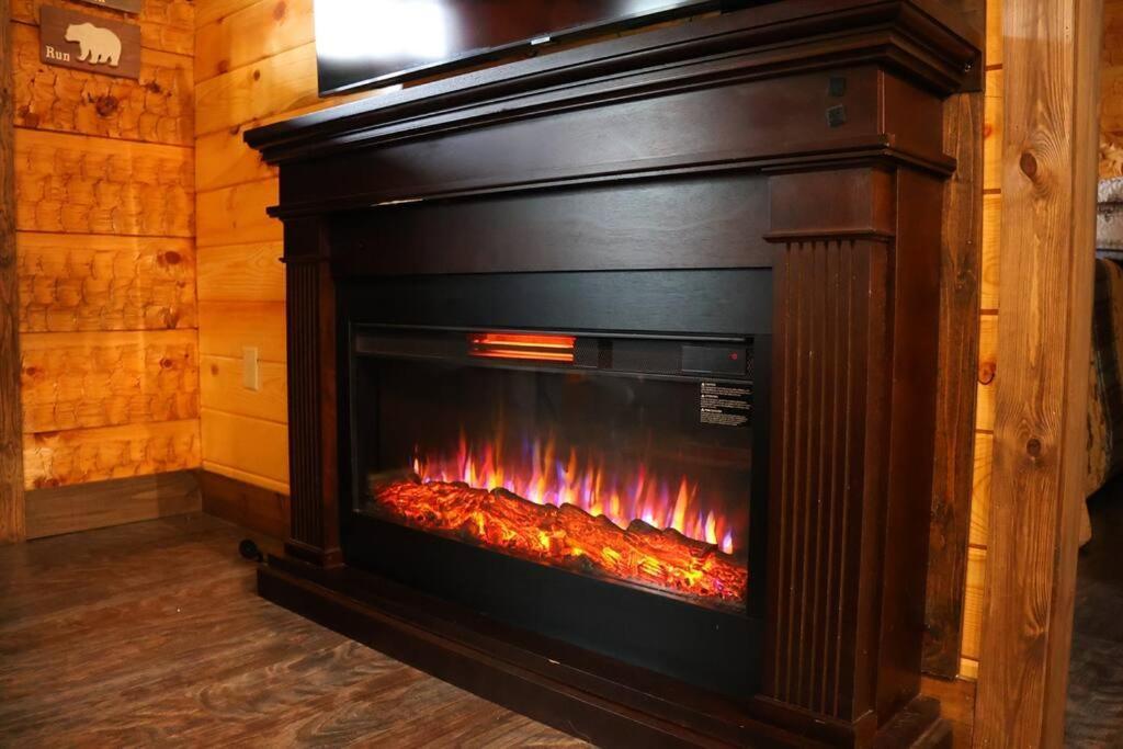 Rustic Modern Cabin With Hot Tub Near Rafting And Great Smokey Mountains Bryson City Zewnętrze zdjęcie
