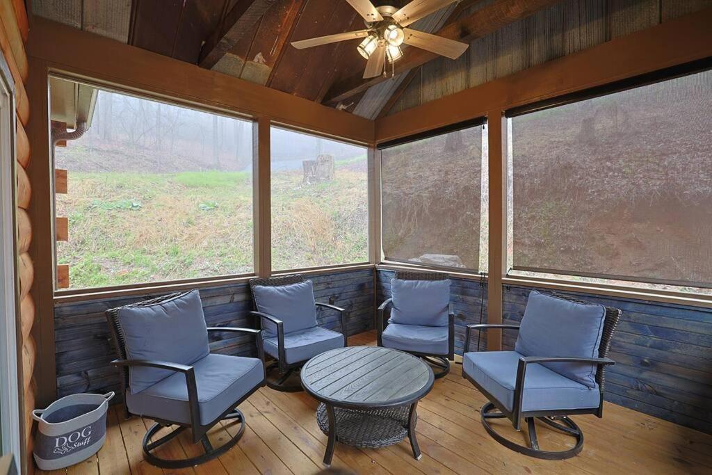 Rustic Modern Cabin With Hot Tub Near Rafting And Great Smokey Mountains Bryson City Zewnętrze zdjęcie