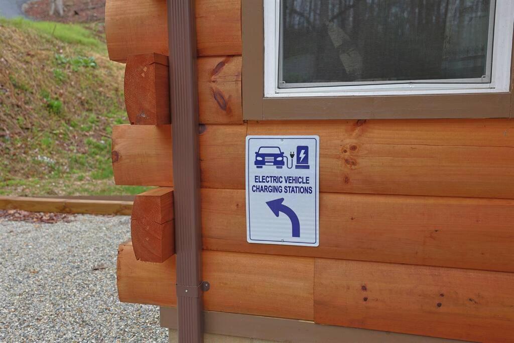 Rustic Modern Cabin With Hot Tub Near Rafting And Great Smokey Mountains Bryson City Zewnętrze zdjęcie