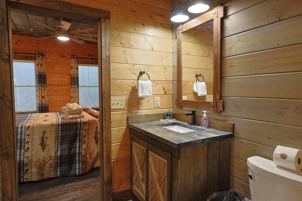 Rustic Modern Cabin With Hot Tub Near Rafting And Great Smokey Mountains Bryson City Zewnętrze zdjęcie
