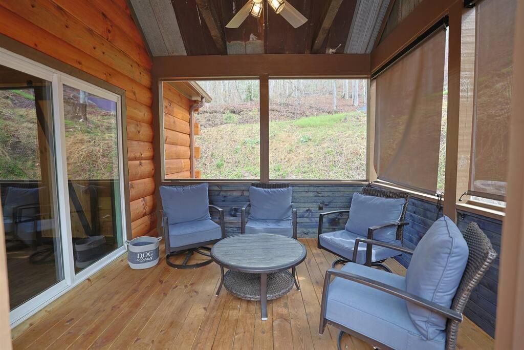 Rustic Modern Cabin With Hot Tub Near Rafting And Great Smokey Mountains Bryson City Zewnętrze zdjęcie