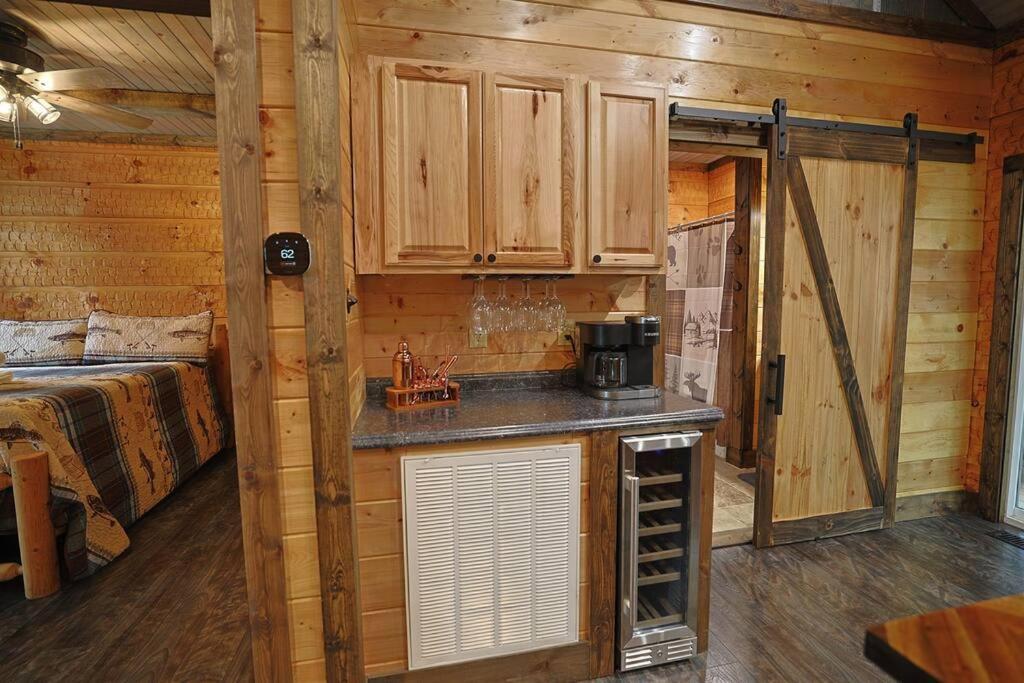 Rustic Modern Cabin With Hot Tub Near Rafting And Great Smokey Mountains Bryson City Zewnętrze zdjęcie